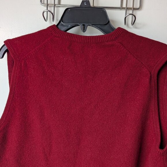 James Pringle 100% Cashmere Red Scottish Fashions V Neck Sweater Size 44 - Picture 9 of 14